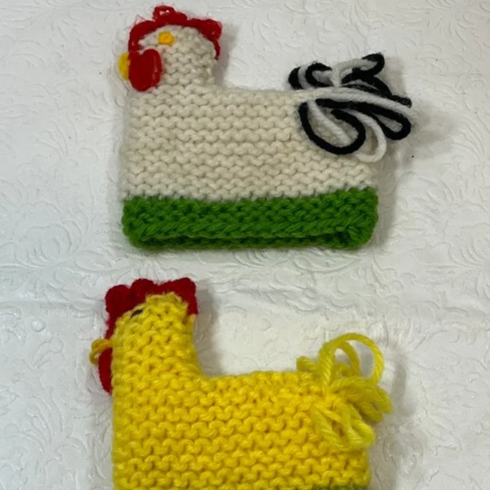 Two (2) Crocheted/Knitted Chicken/Hen Egg Cozies Covers Holder Decor 3.75